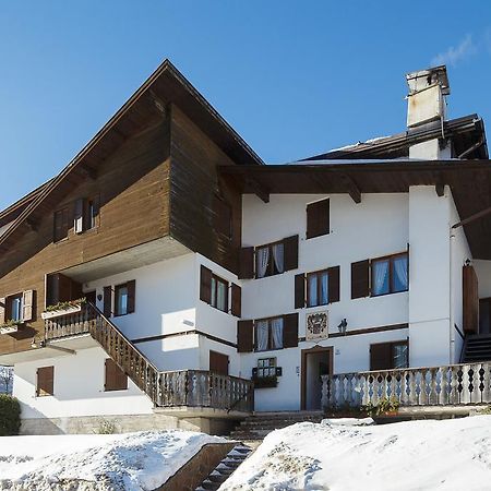 Villa Casanova - Stayincortina Cortina d'Ampezzo Ruang foto