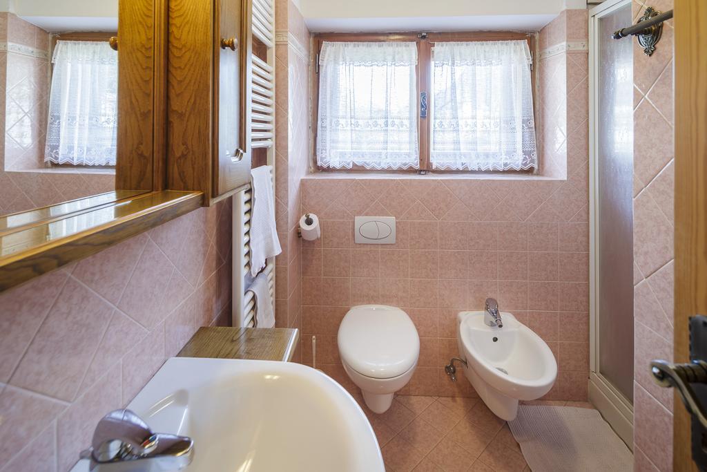 Villa Casanova - Stayincortina Cortina d'Ampezzo Ruang foto