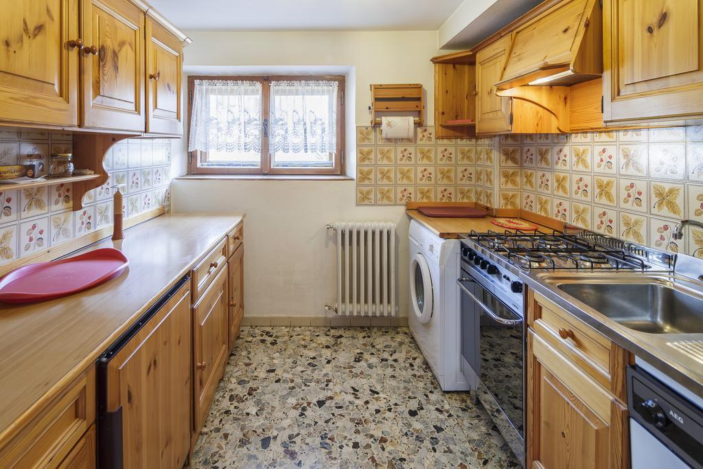 Villa Casanova - Stayincortina Cortina d'Ampezzo Ruang foto