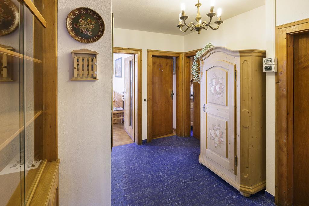 Villa Casanova - Stayincortina Cortina d'Ampezzo Ruang foto